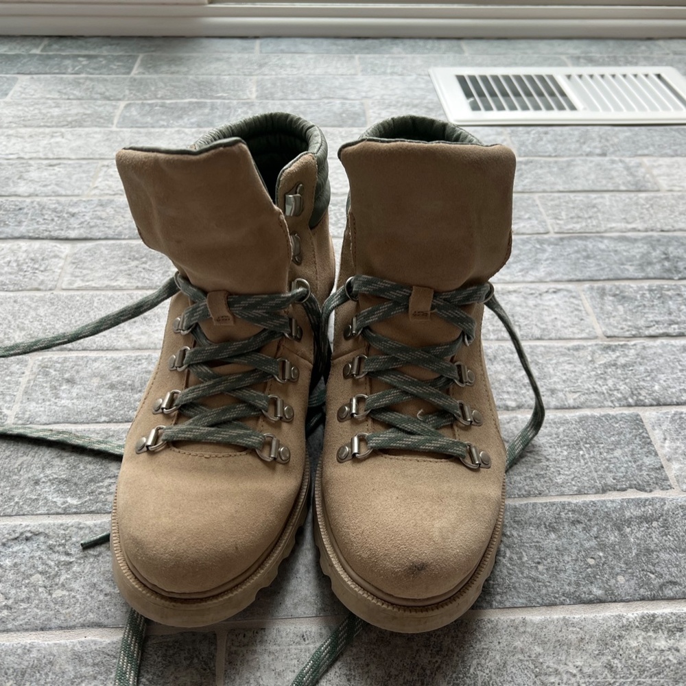 Sorel women's boot